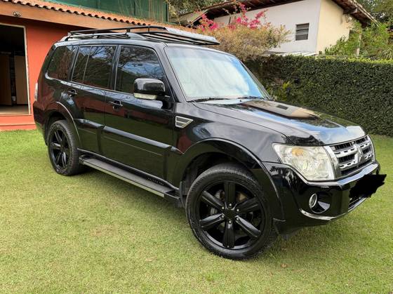 MITSUBISHI PAJERO FULL 3.2 HPE 4X4 16V TURBO INTERCOOLER DIESEL 4P AUTOMÁTICO